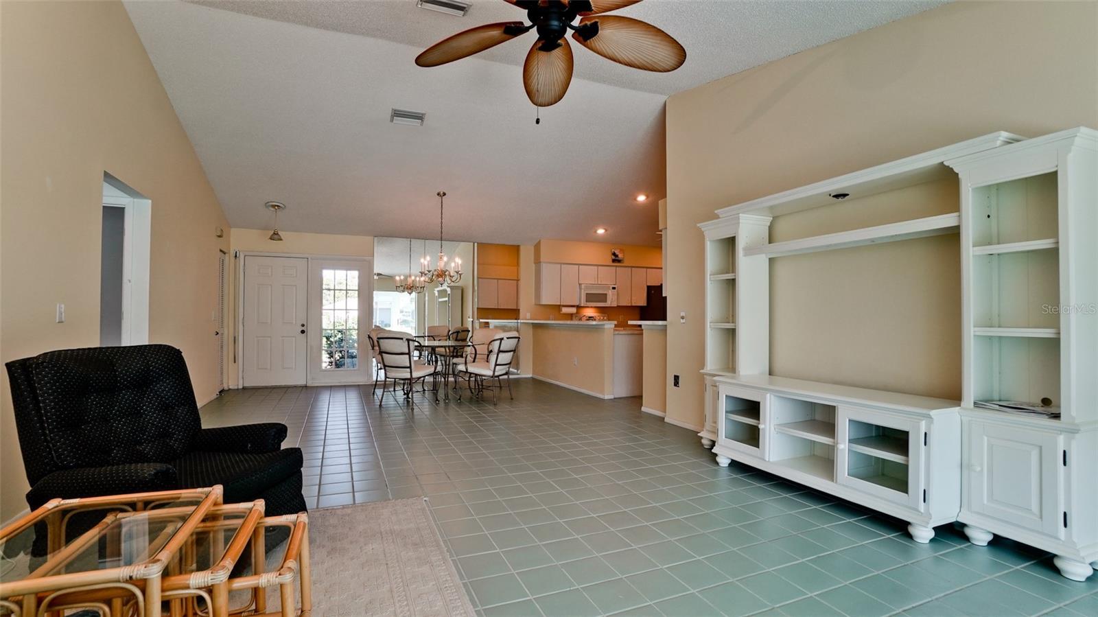 FIVE LAKES 1 & 1C - Residential