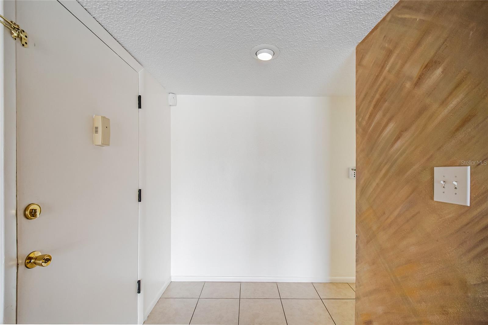 CAPISTRANO - Residential Lease