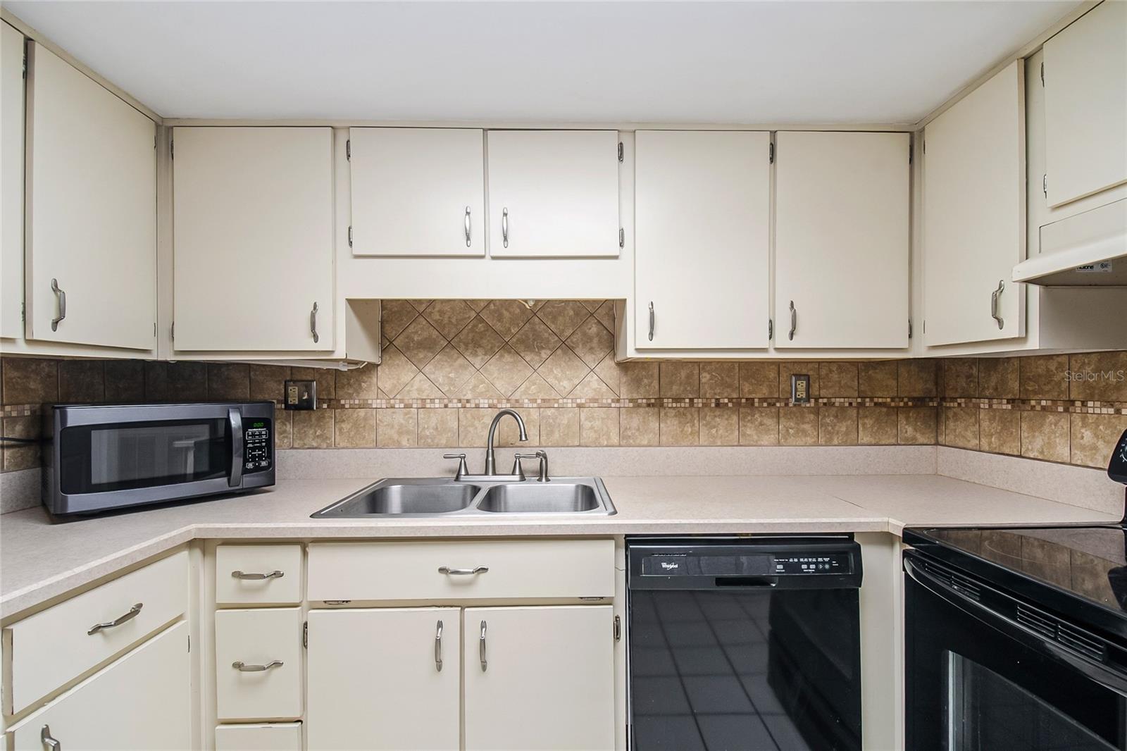 CAPISTRANO - Residential Lease