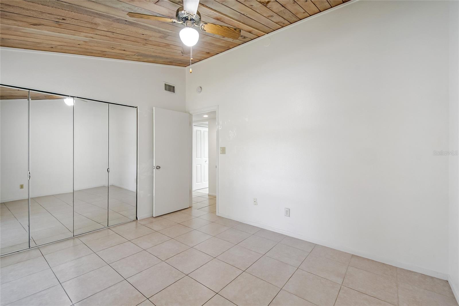 CAPISTRANO - Residential Lease