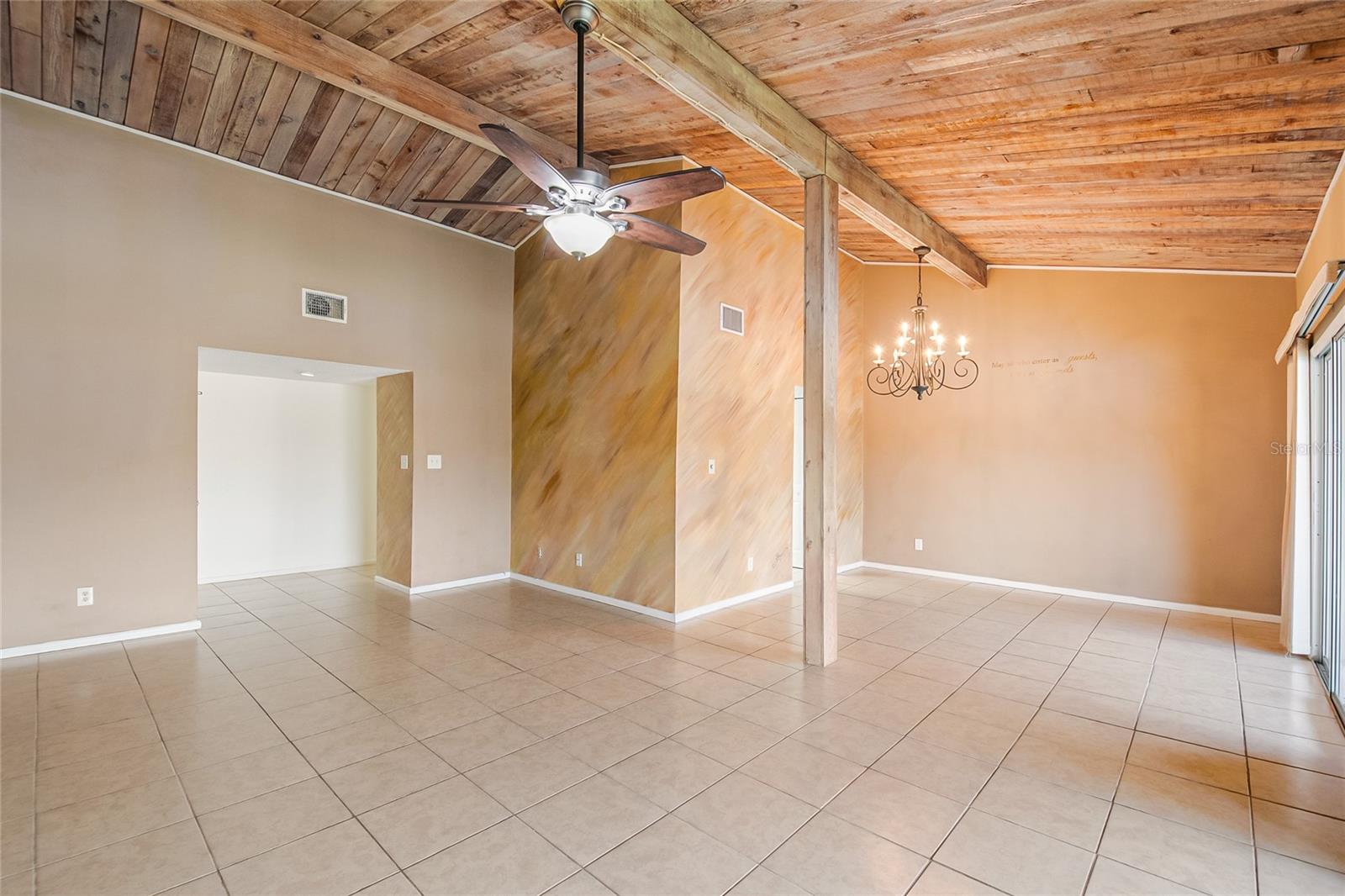 CAPISTRANO - Residential Lease