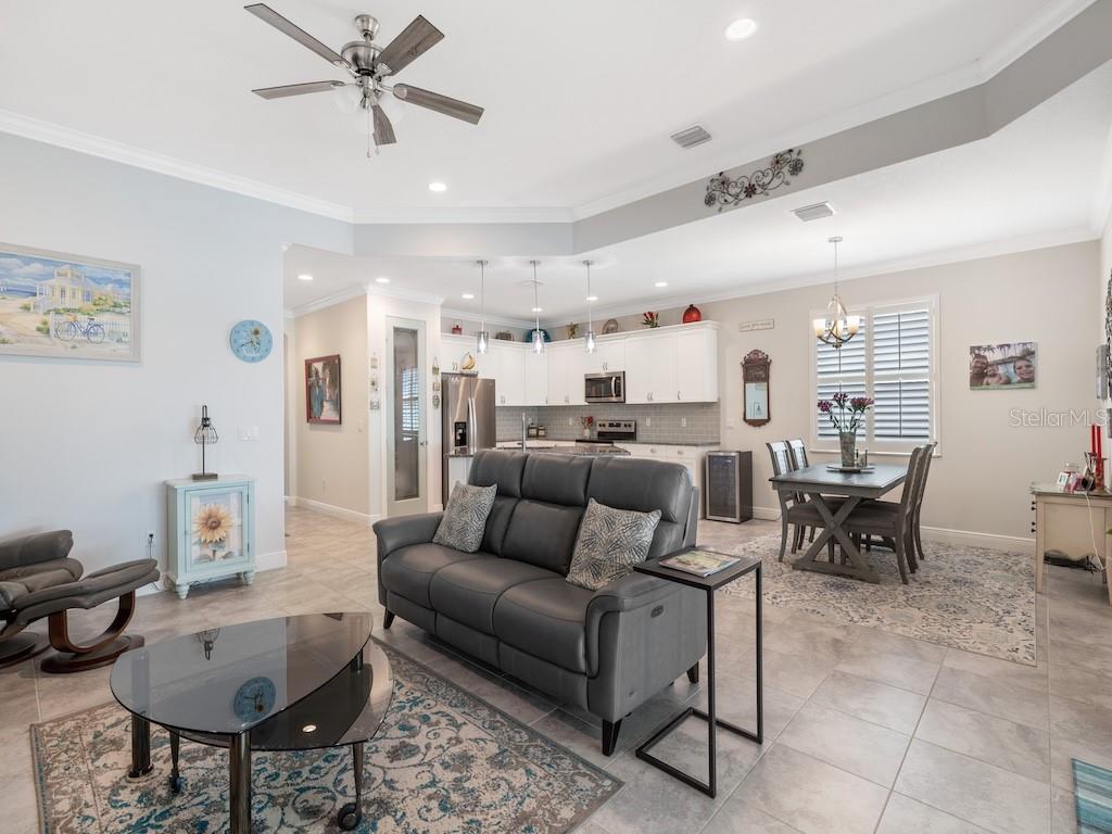 BELLA VISTA ISLES - Residential