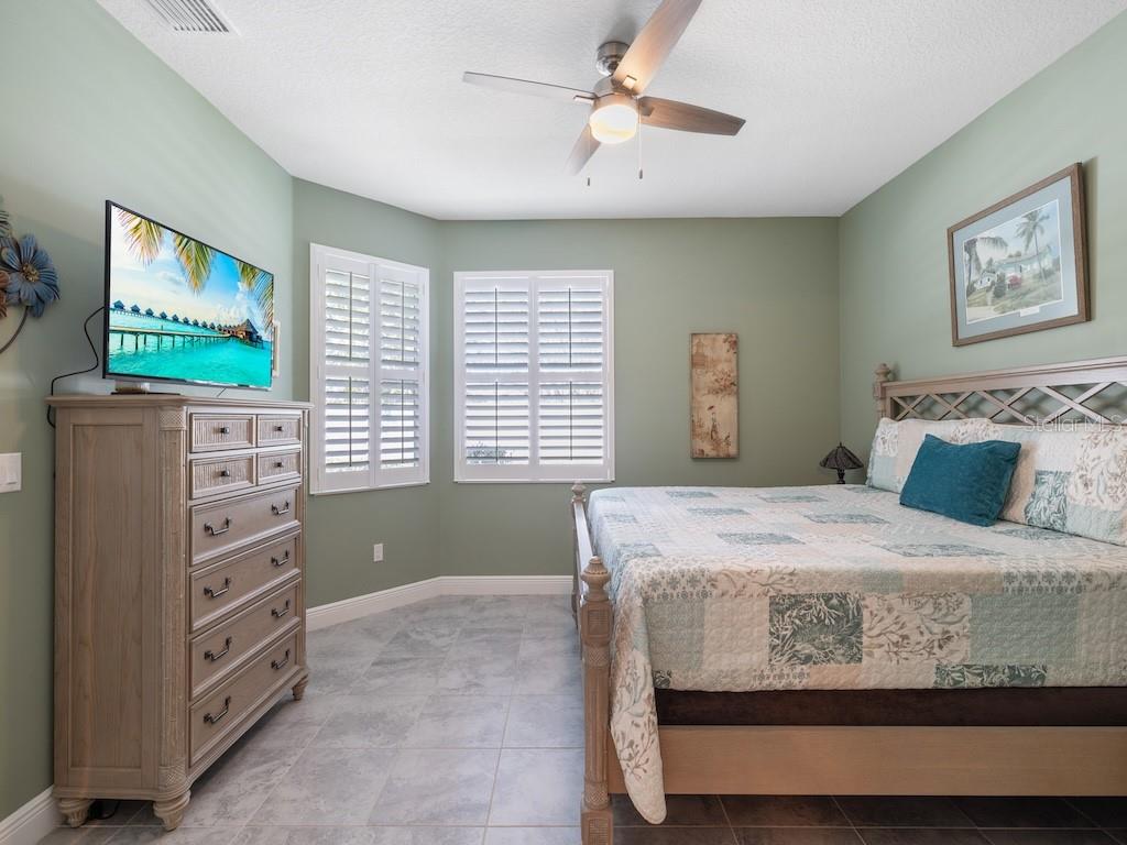 BELLA VISTA ISLES - Residential