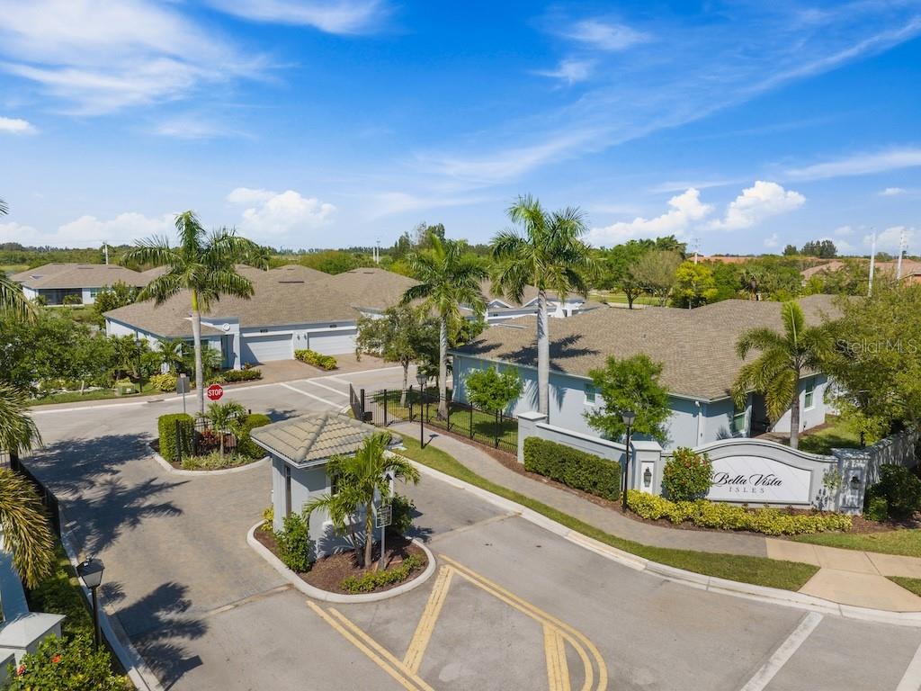 BELLA VISTA ISLES - Residential