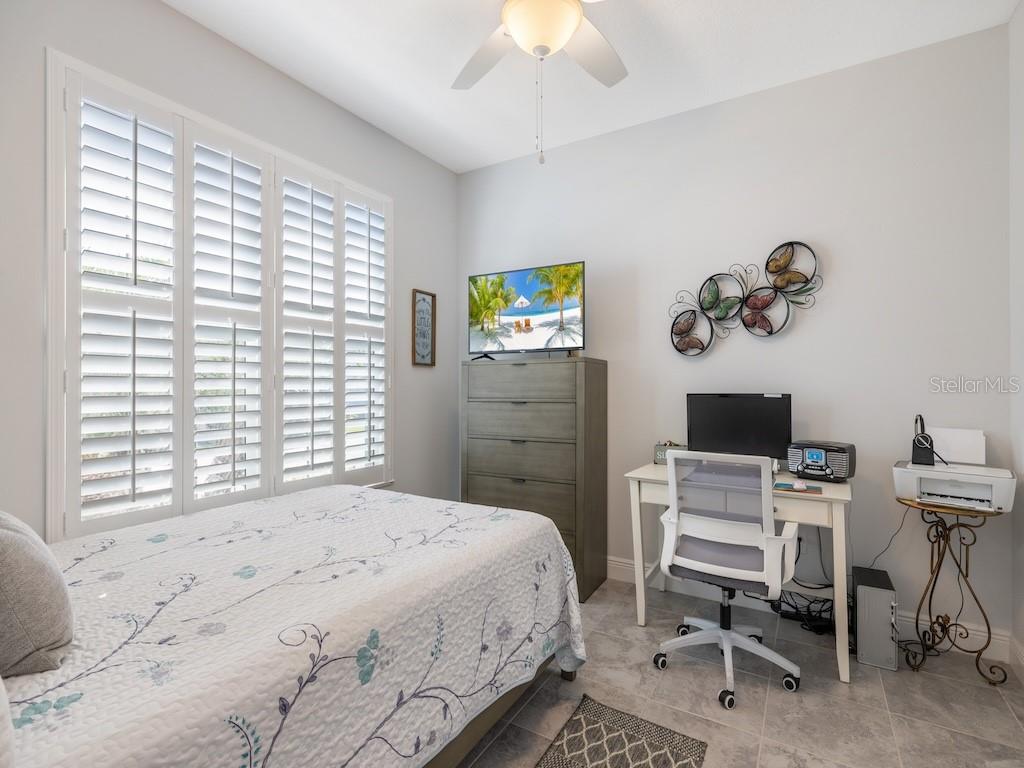 BELLA VISTA ISLES - Residential