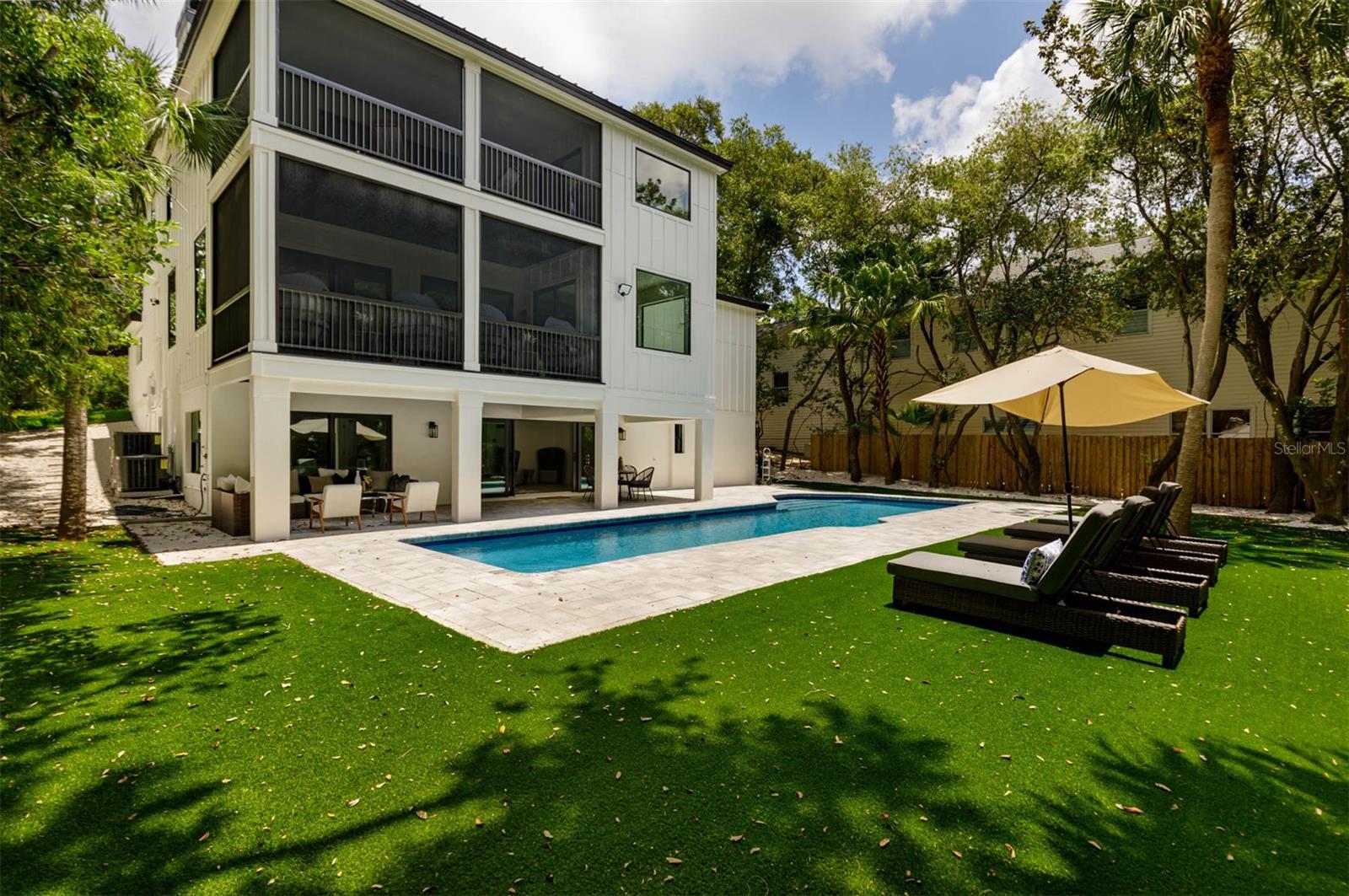 GATEHOUSE WOODS - Residential