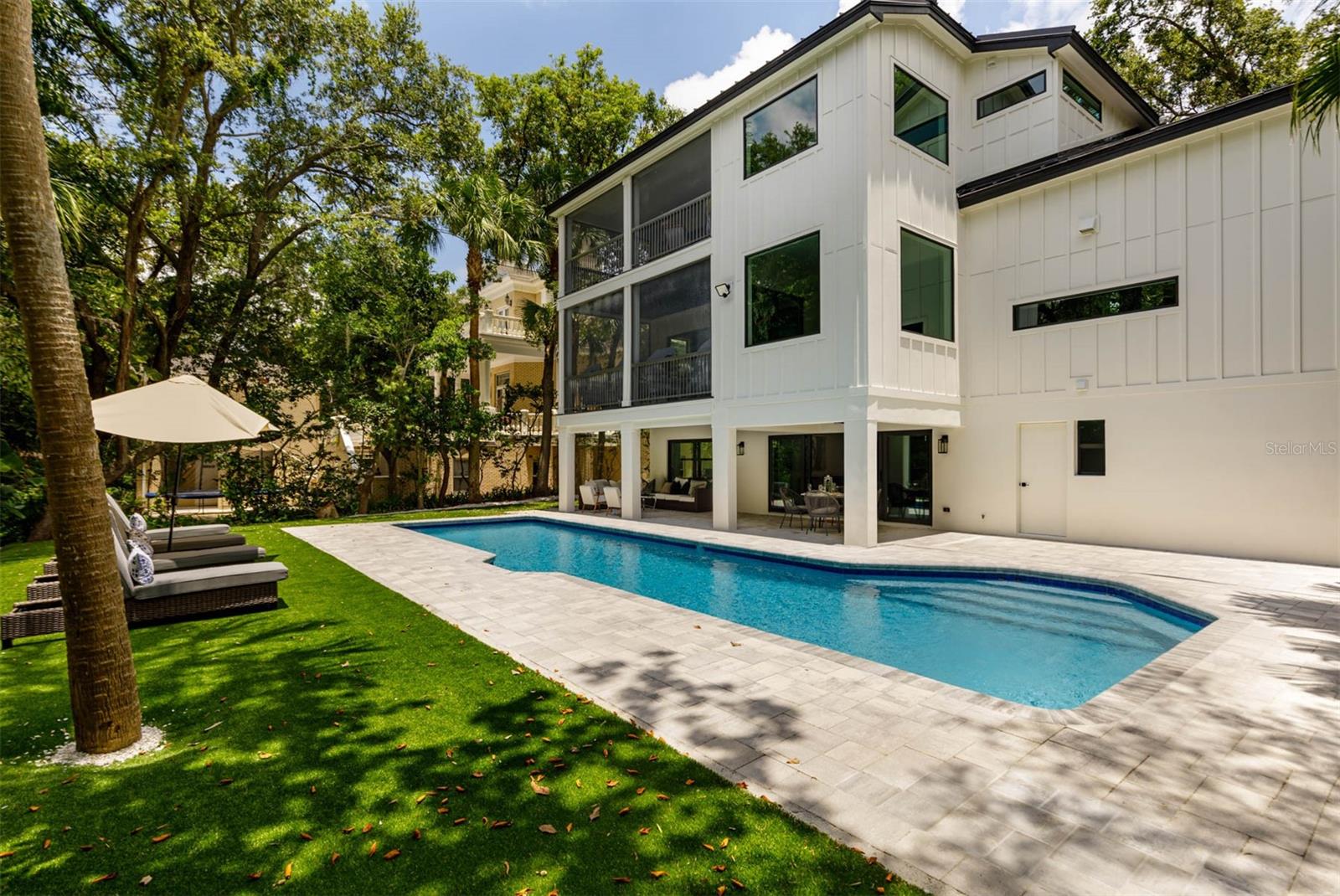 GATEHOUSE WOODS - Residential