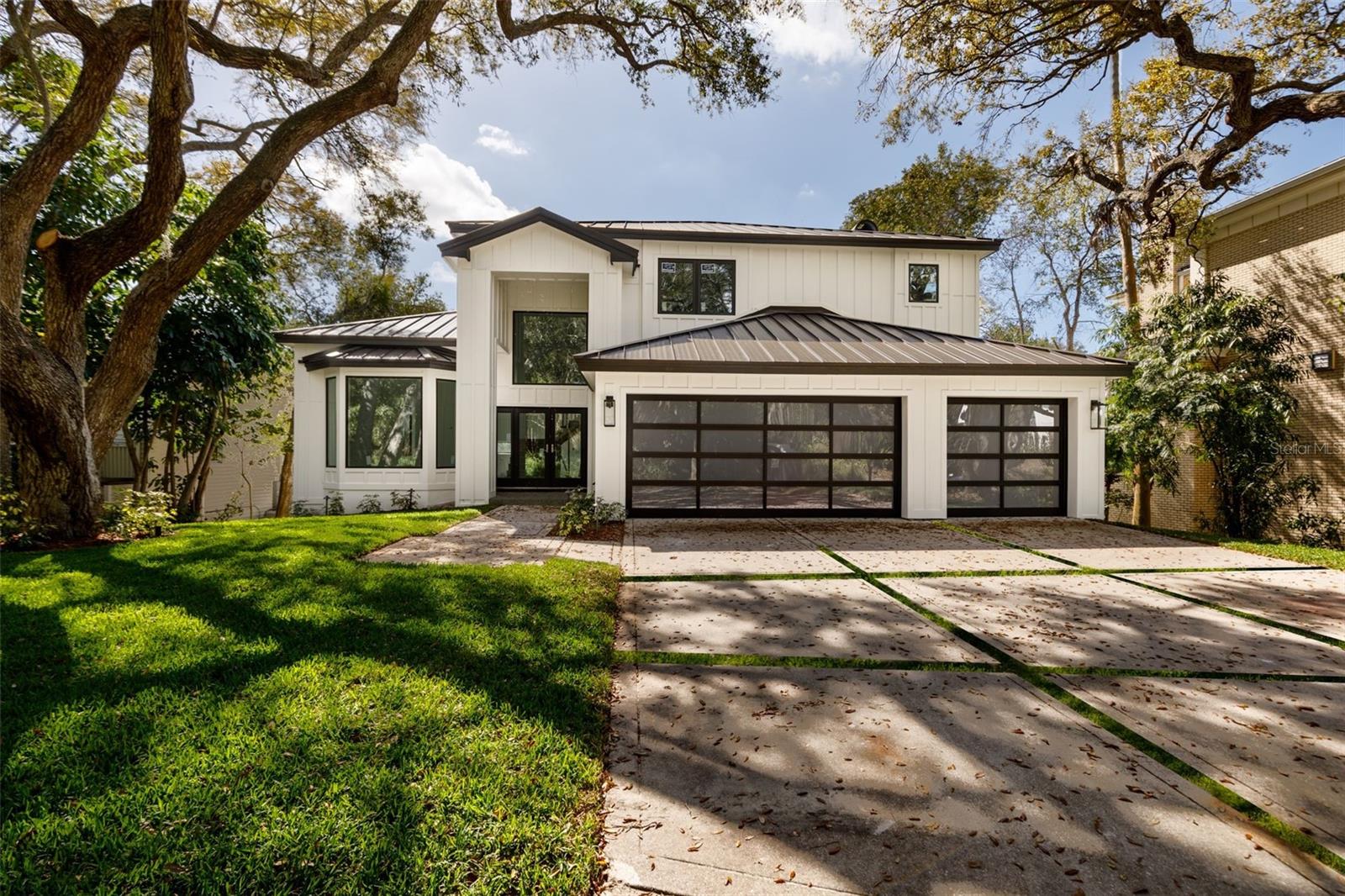 GATEHOUSE WOODS - Residential