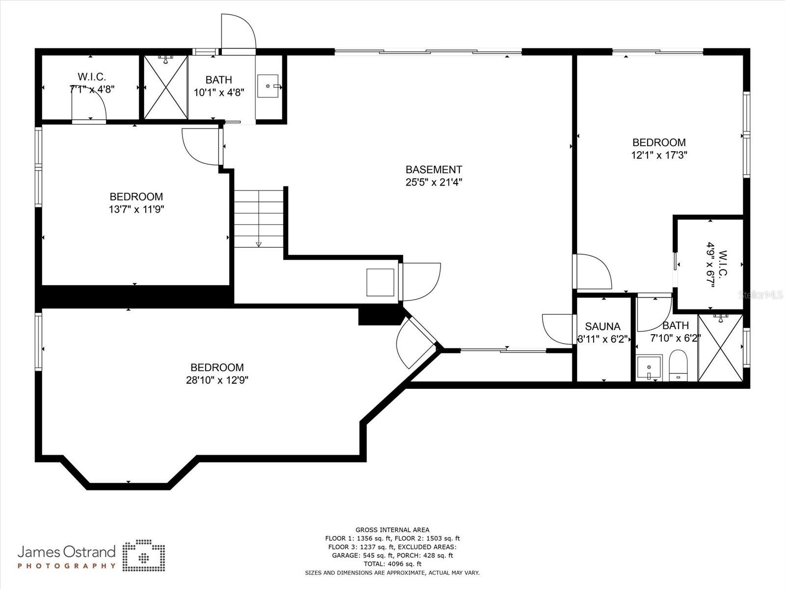 GATEHOUSE WOODS - Residential