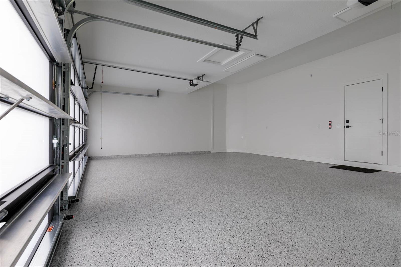 GATEHOUSE WOODS - Residential