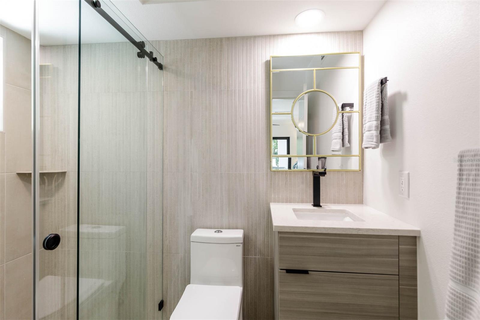 GATEHOUSE WOODS - Residential