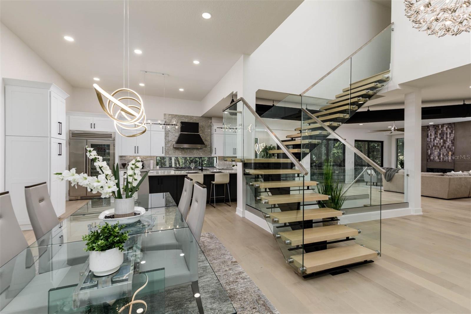 GATEHOUSE WOODS - Residential