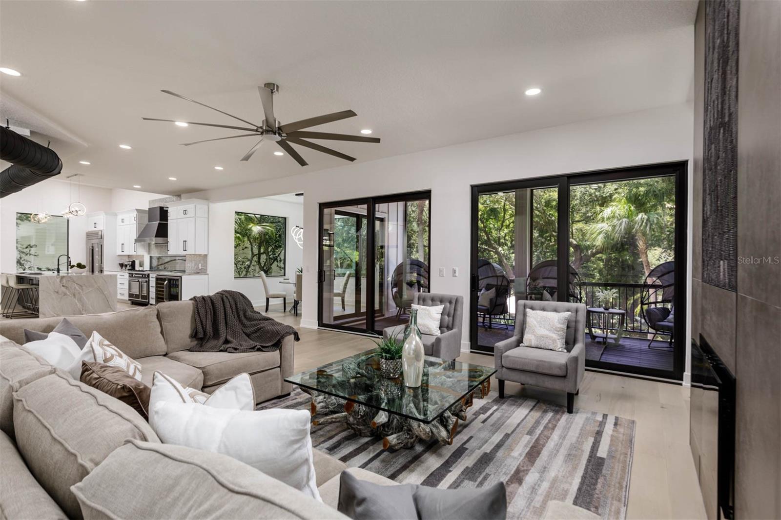 GATEHOUSE WOODS - Residential