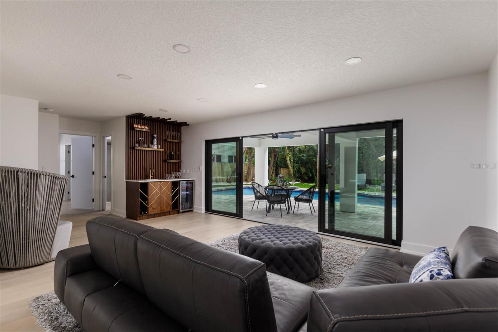 GATEHOUSE WOODS - Residential