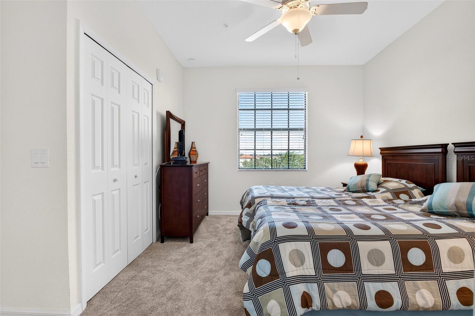 LAKEWOOD NATIONAL - Residential Lease
