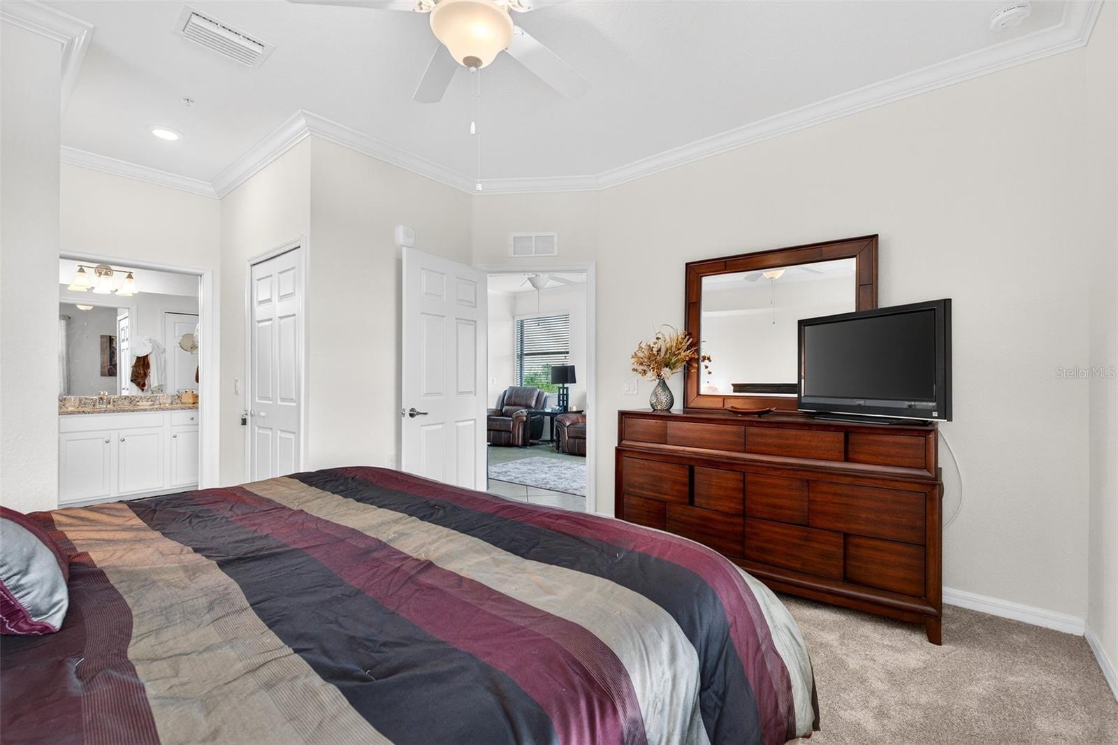 LAKEWOOD NATIONAL - Residential Lease