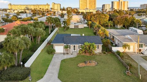 Photo of 65 Coquina Drive, Ormond Beach, FL 32176 (MLS # V4946900)