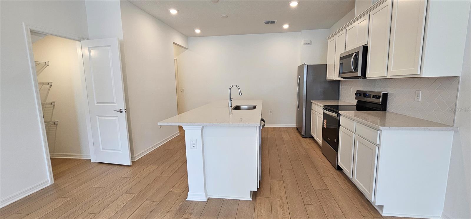 THE COVE AT NONA SOUND - Residential Lease