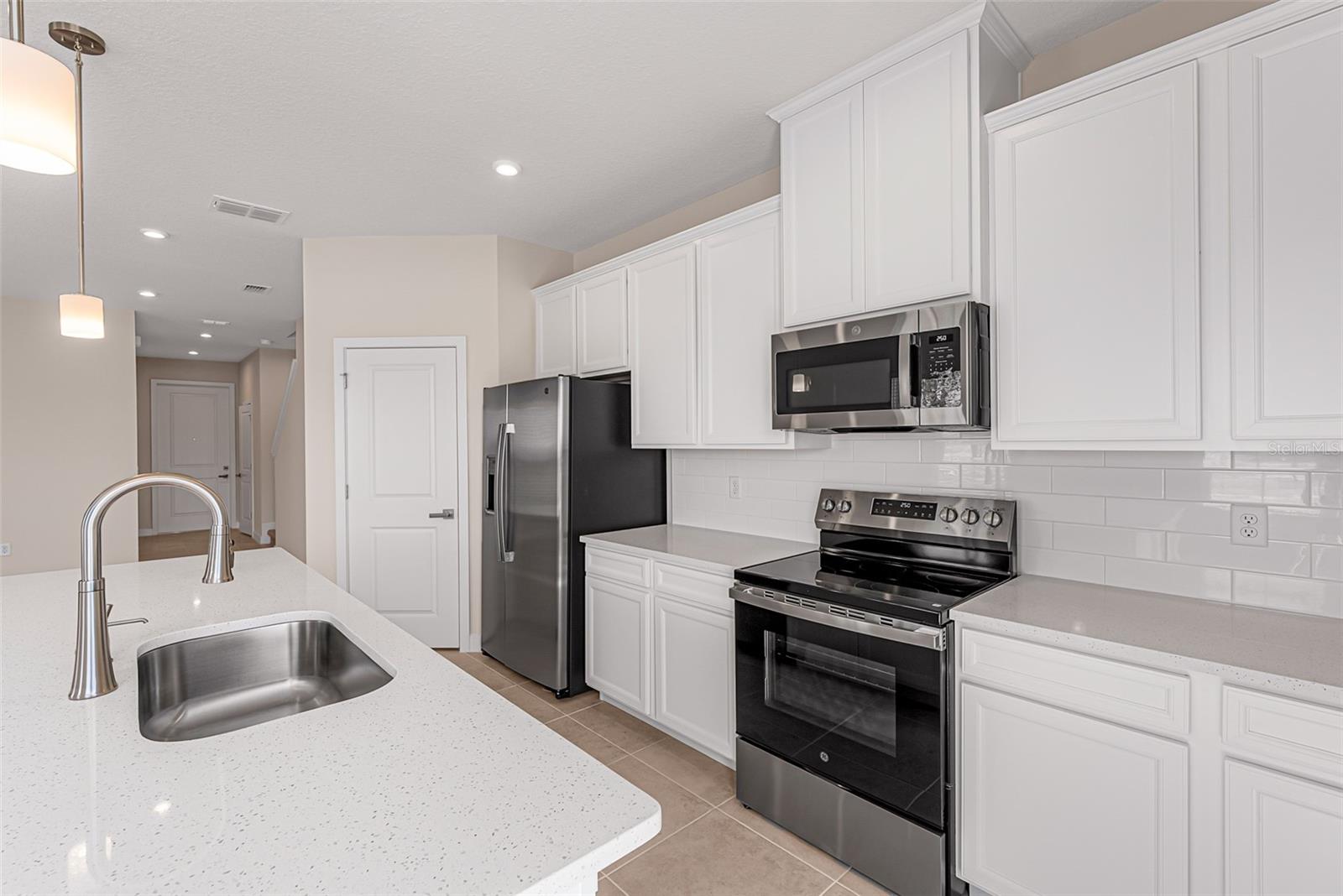 1715 KENDALL POINTE PLACE