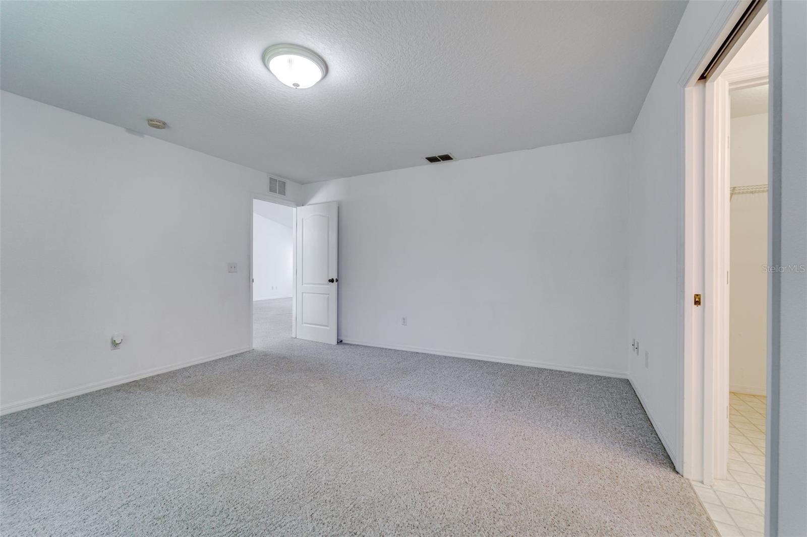 INVERNESS HIGHLANDS SOUTH - Residential