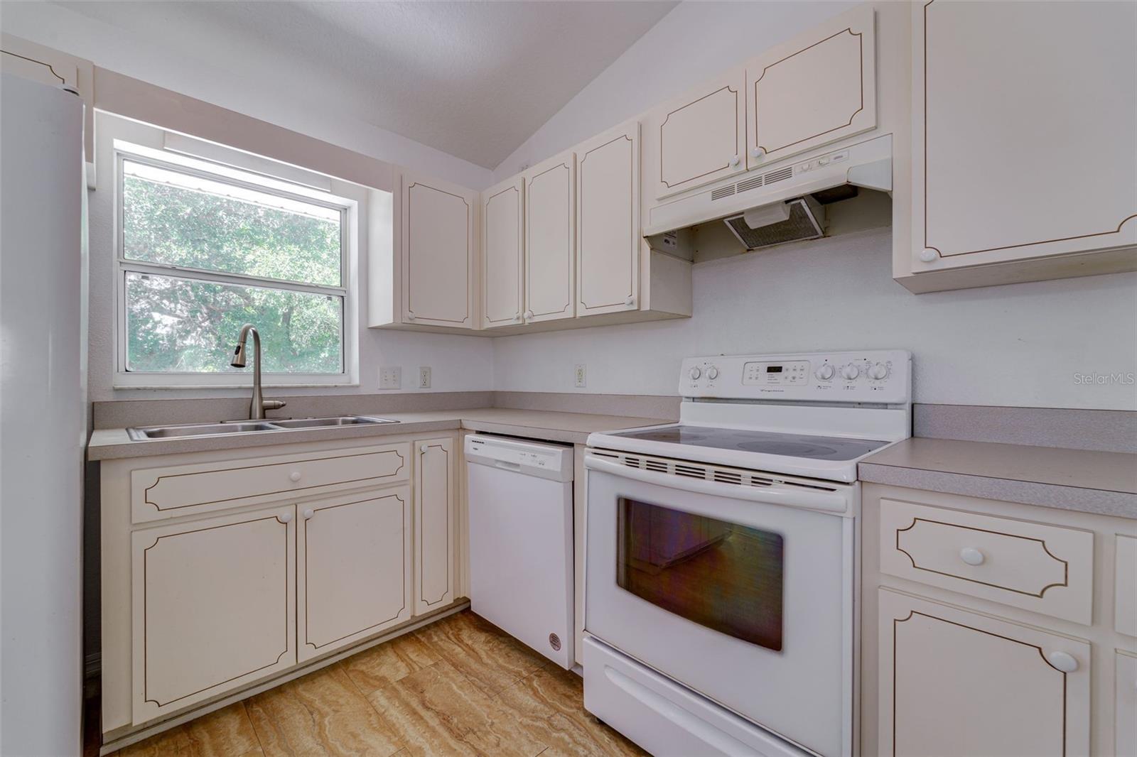 INVERNESS HIGHLANDS SOUTH - Residential