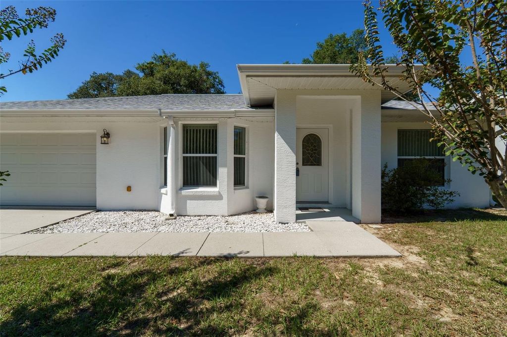 Photo of 729 Longfellow Terrace, Inverness, FL 34450 (MLS # TB8438283)