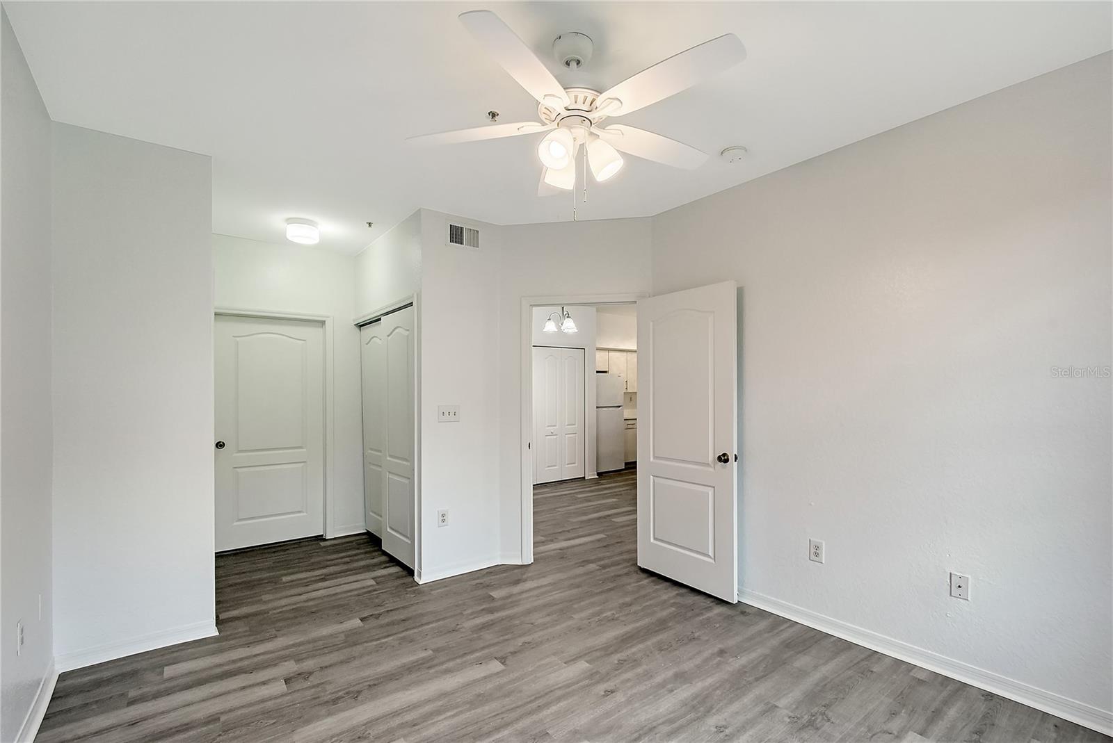 BELLA VILLINO II - Residential Lease