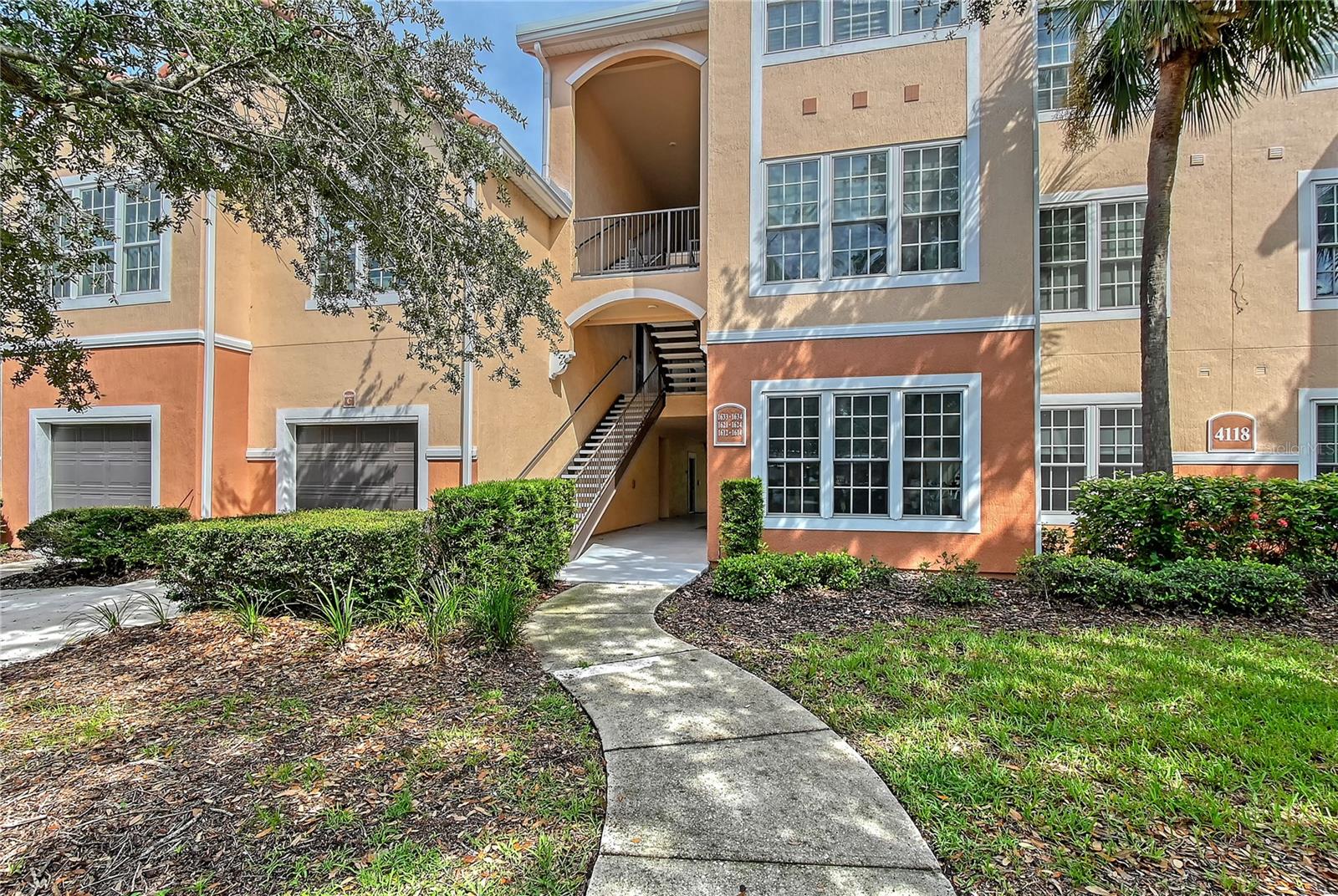 BELLA VILLINO II - Residential Lease