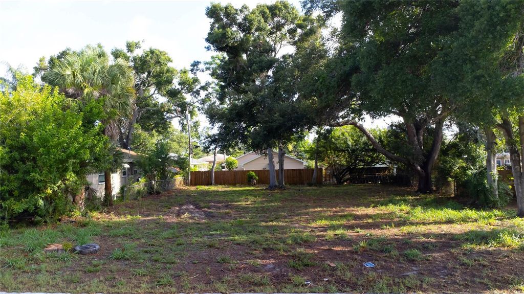 Photo of 1310 Browning Street, Clearwater, FL 33756 (MLS # TB8512009)