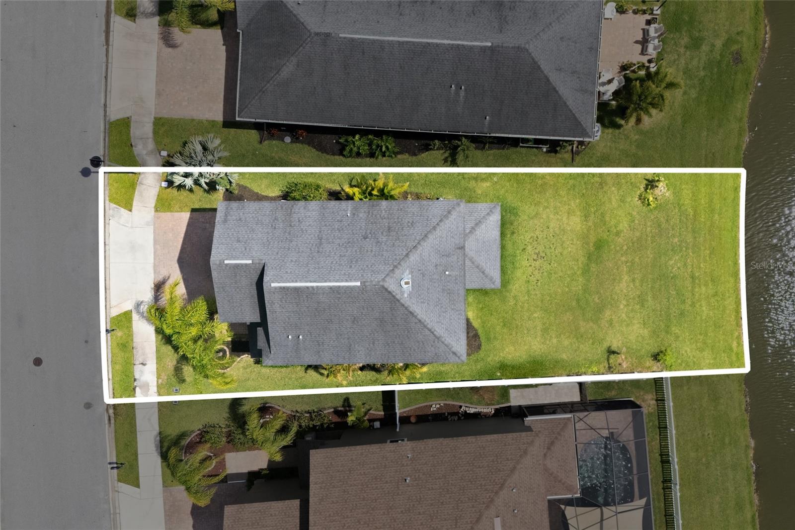 VILLAGES/TRINITY LAKES - Residential