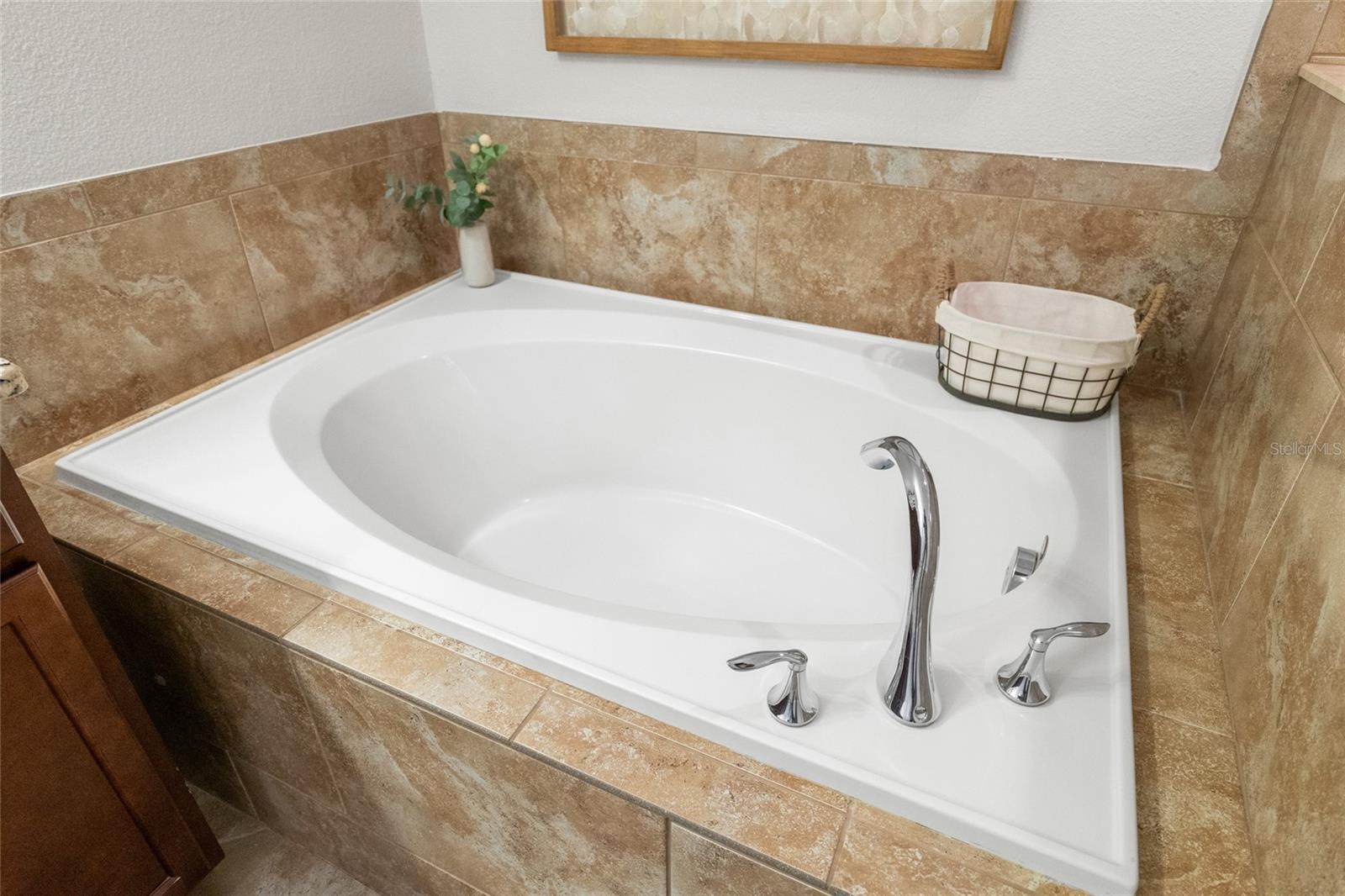 VILLAGES/TRINITY LAKES - Residential