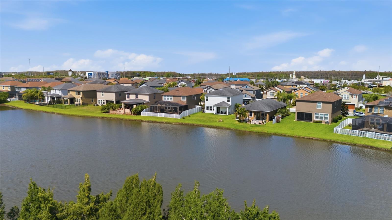 VILLAGES/TRINITY LAKES - Residential