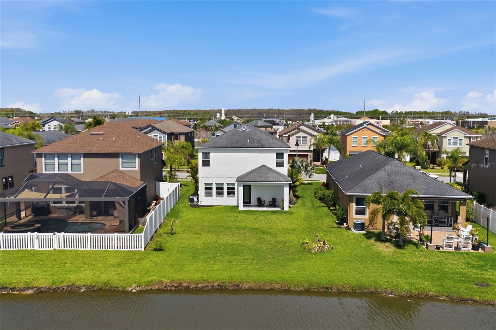 VILLAGES/TRINITY LAKES - Residential