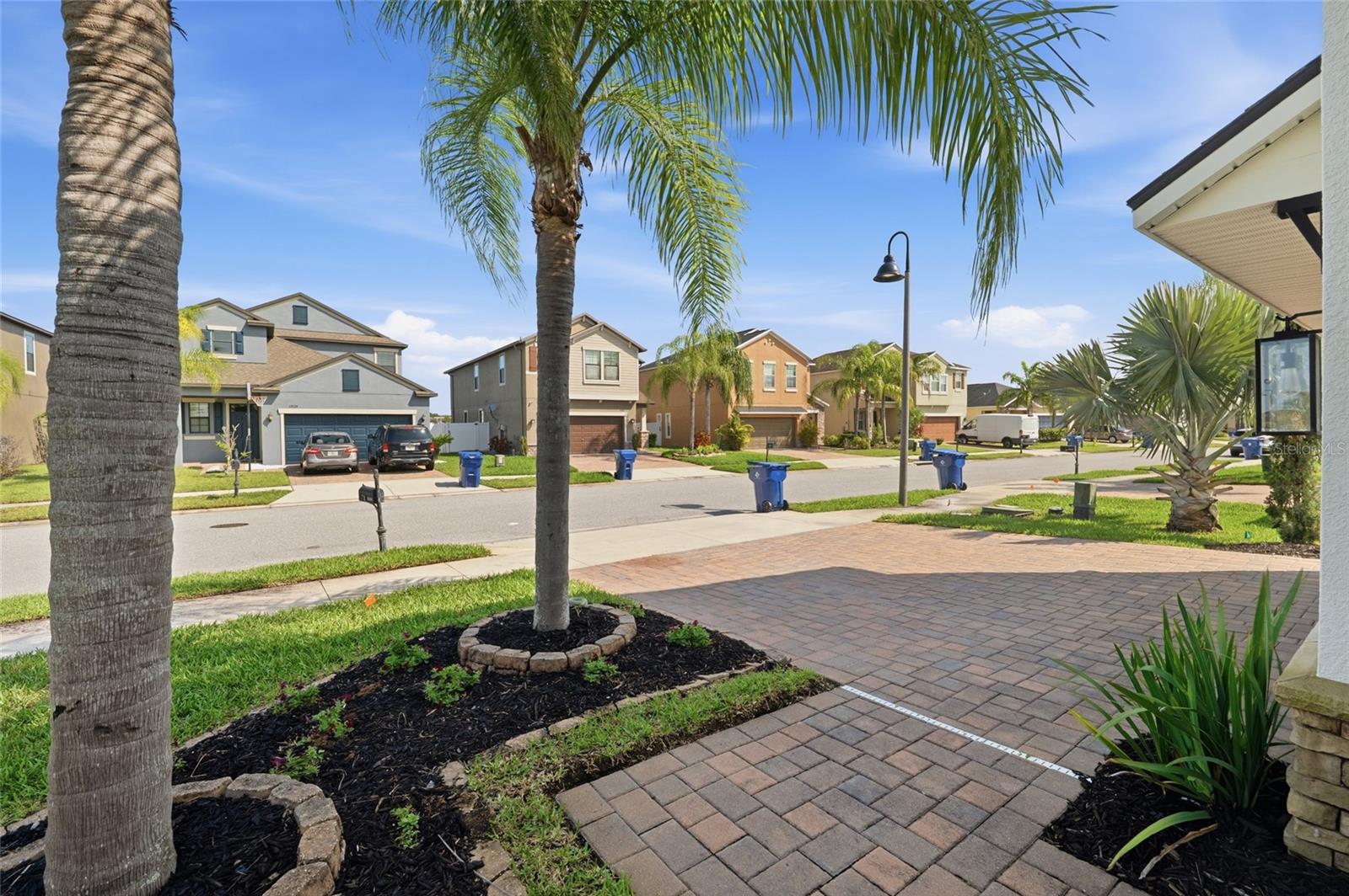 VILLAGES/TRINITY LAKES - Residential