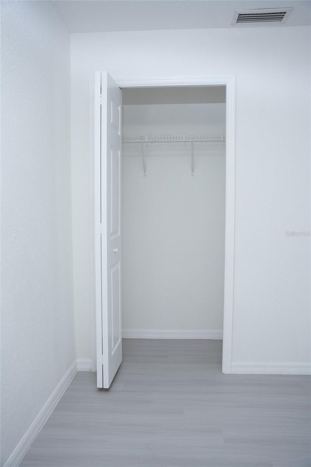 listing image 40