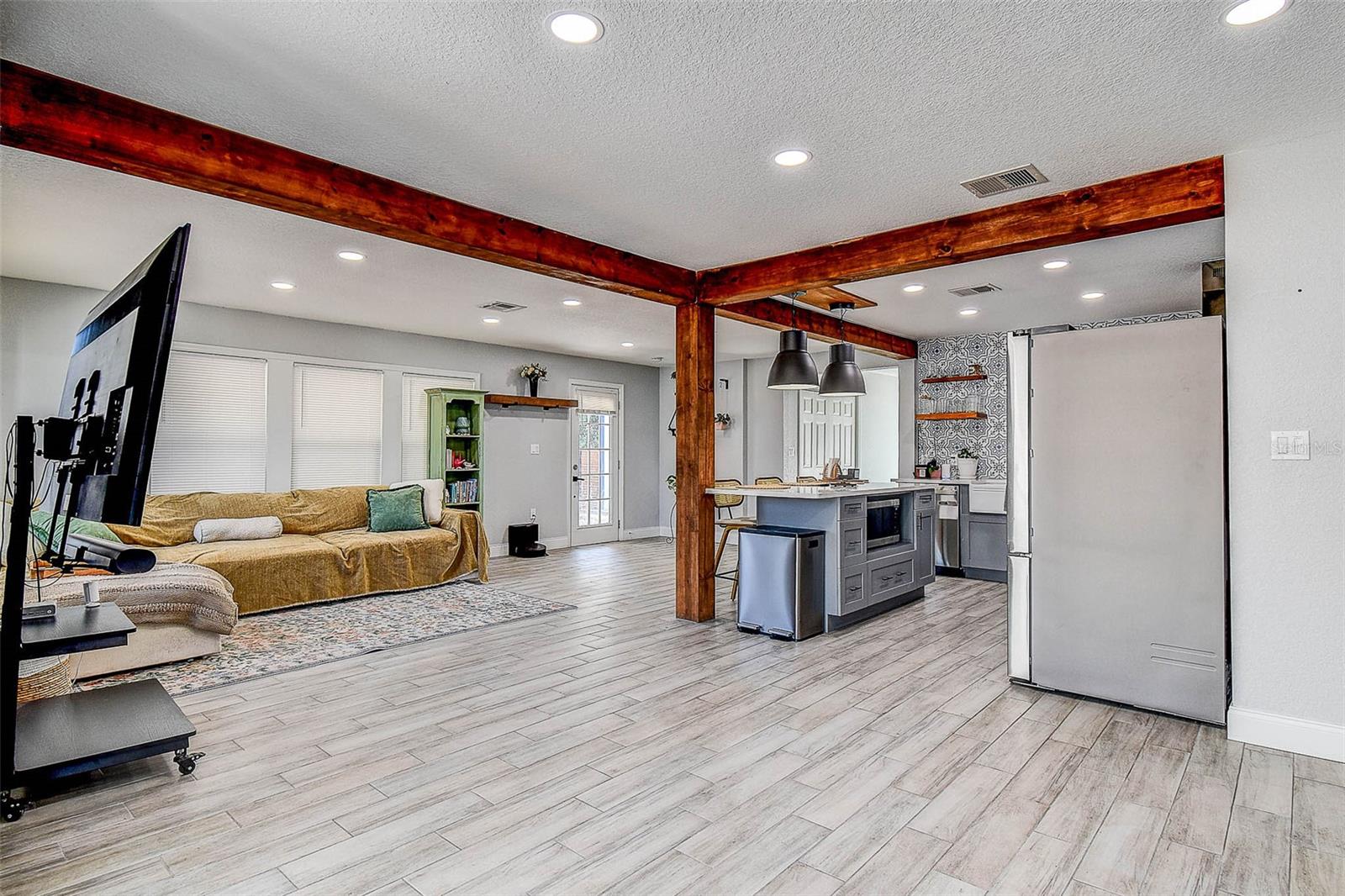 CASA LOMA SUB - Residential