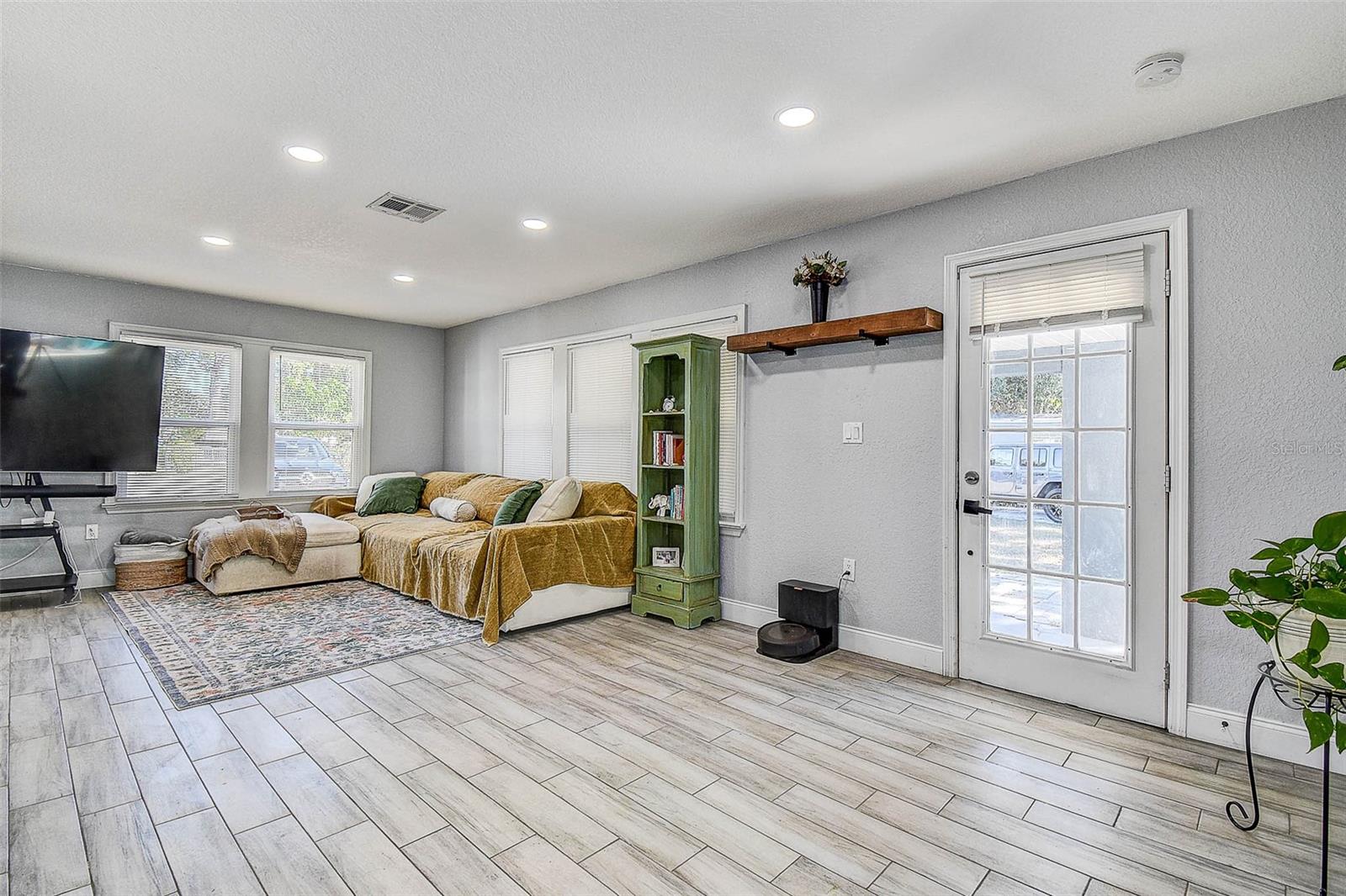 CASA LOMA SUB - Residential