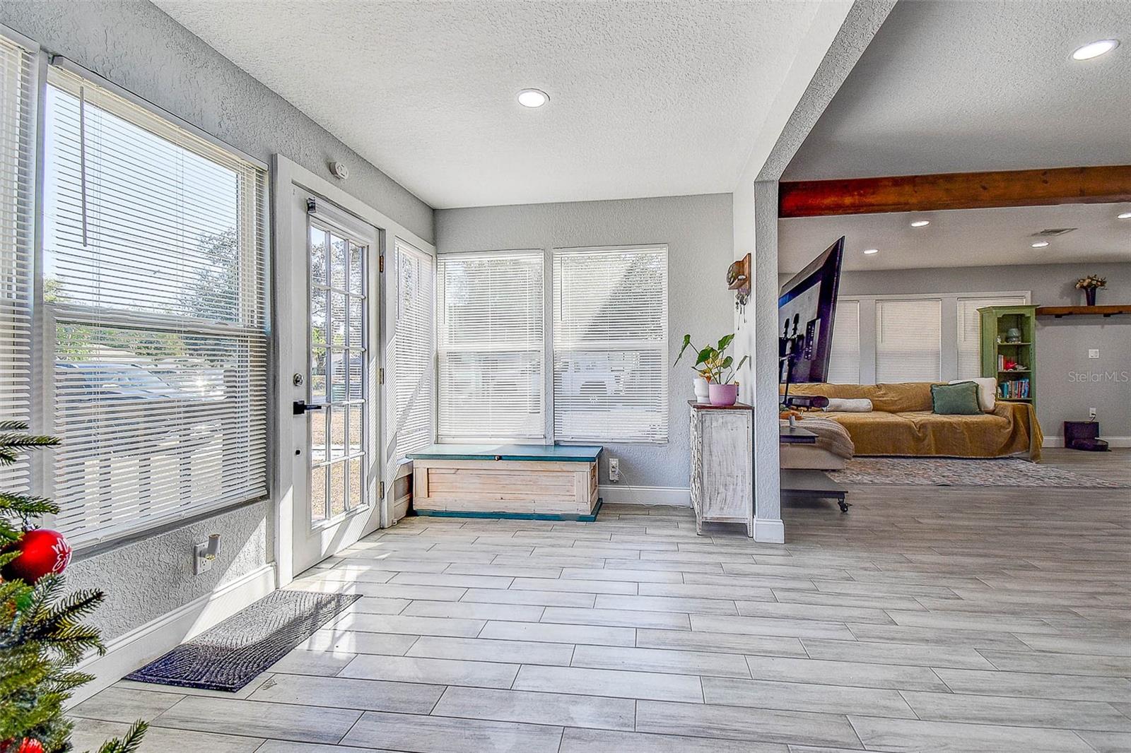 CASA LOMA SUB - Residential