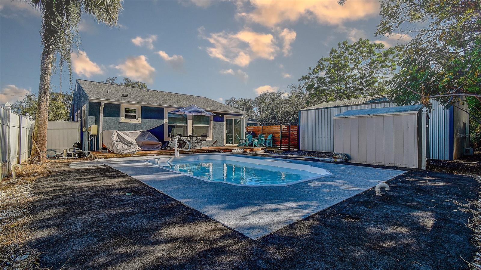 CASA LOMA SUB - Residential
