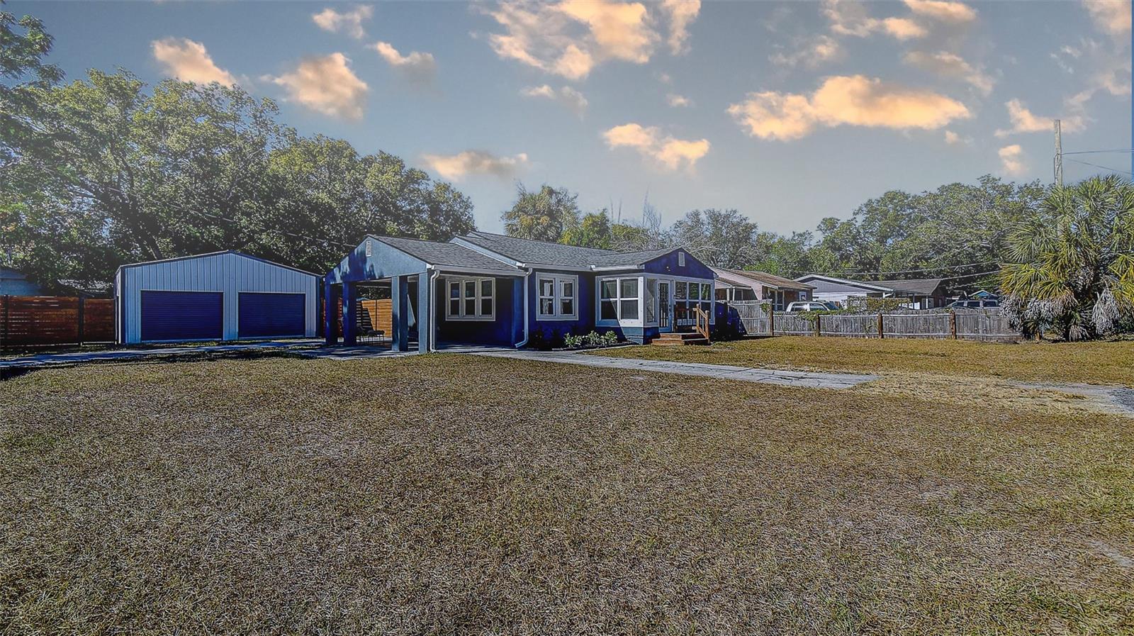 CASA LOMA SUB - Residential