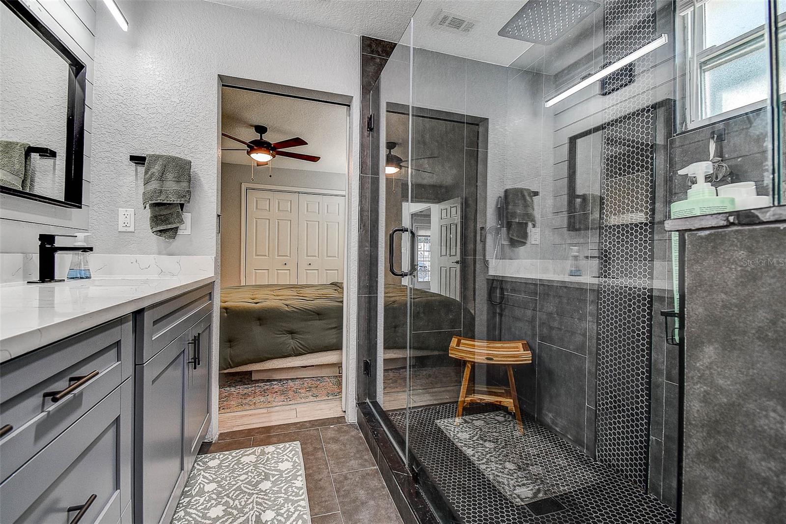 CASA LOMA SUB - Residential