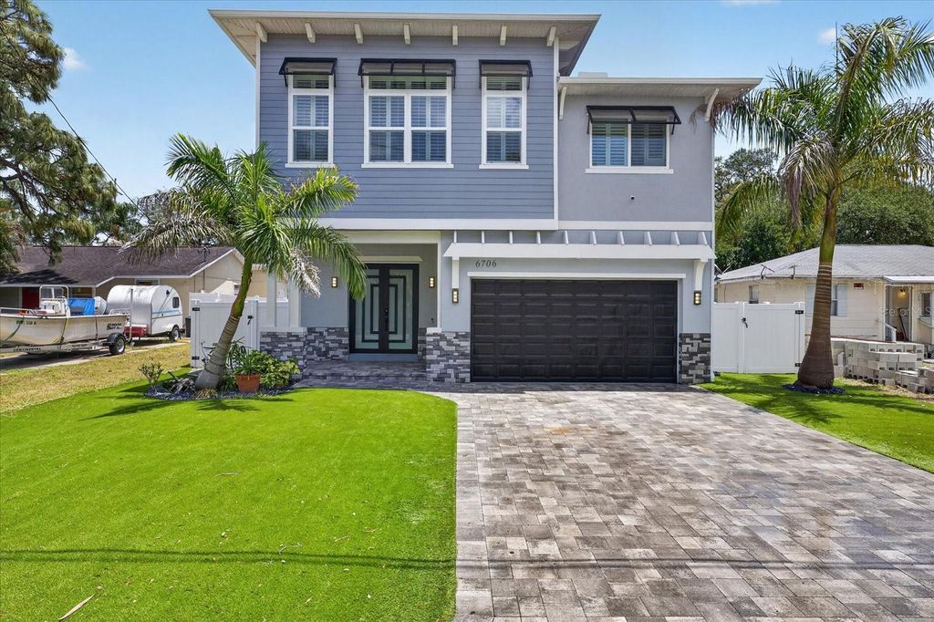 Photo of 6706 S Sterling Avenue, Tampa, FL 33611 (MLS # TB8505954)
