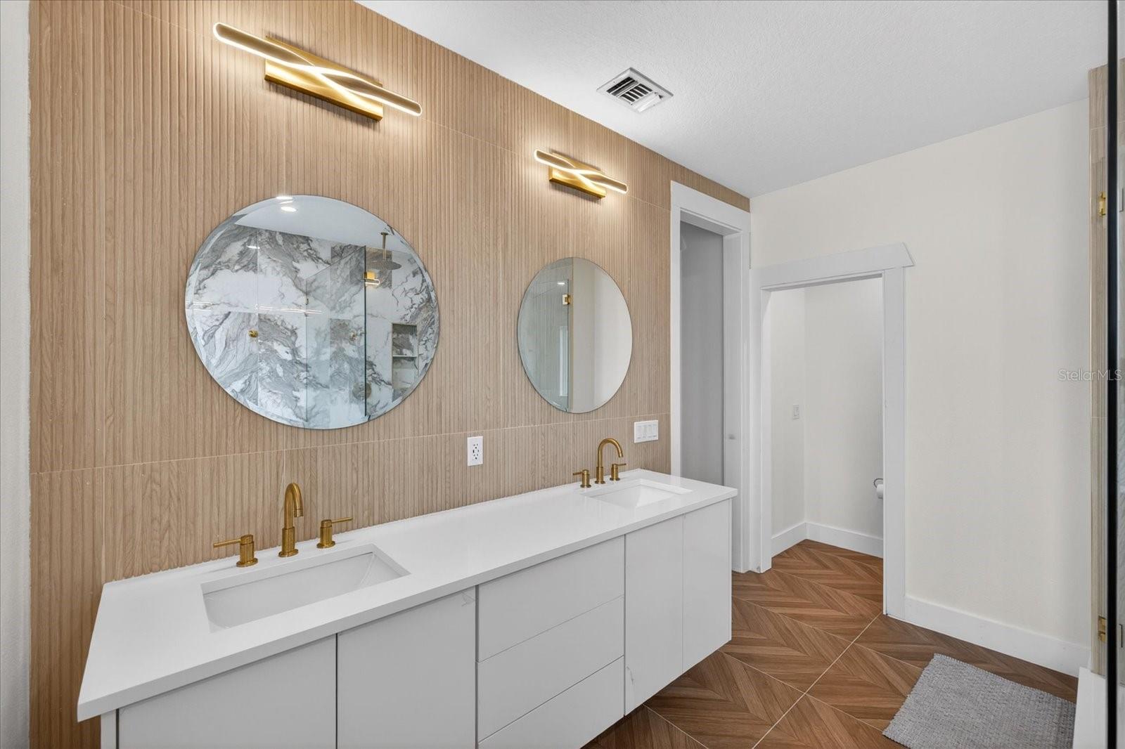 SPITLER PARK UNIT 1 - Residential
