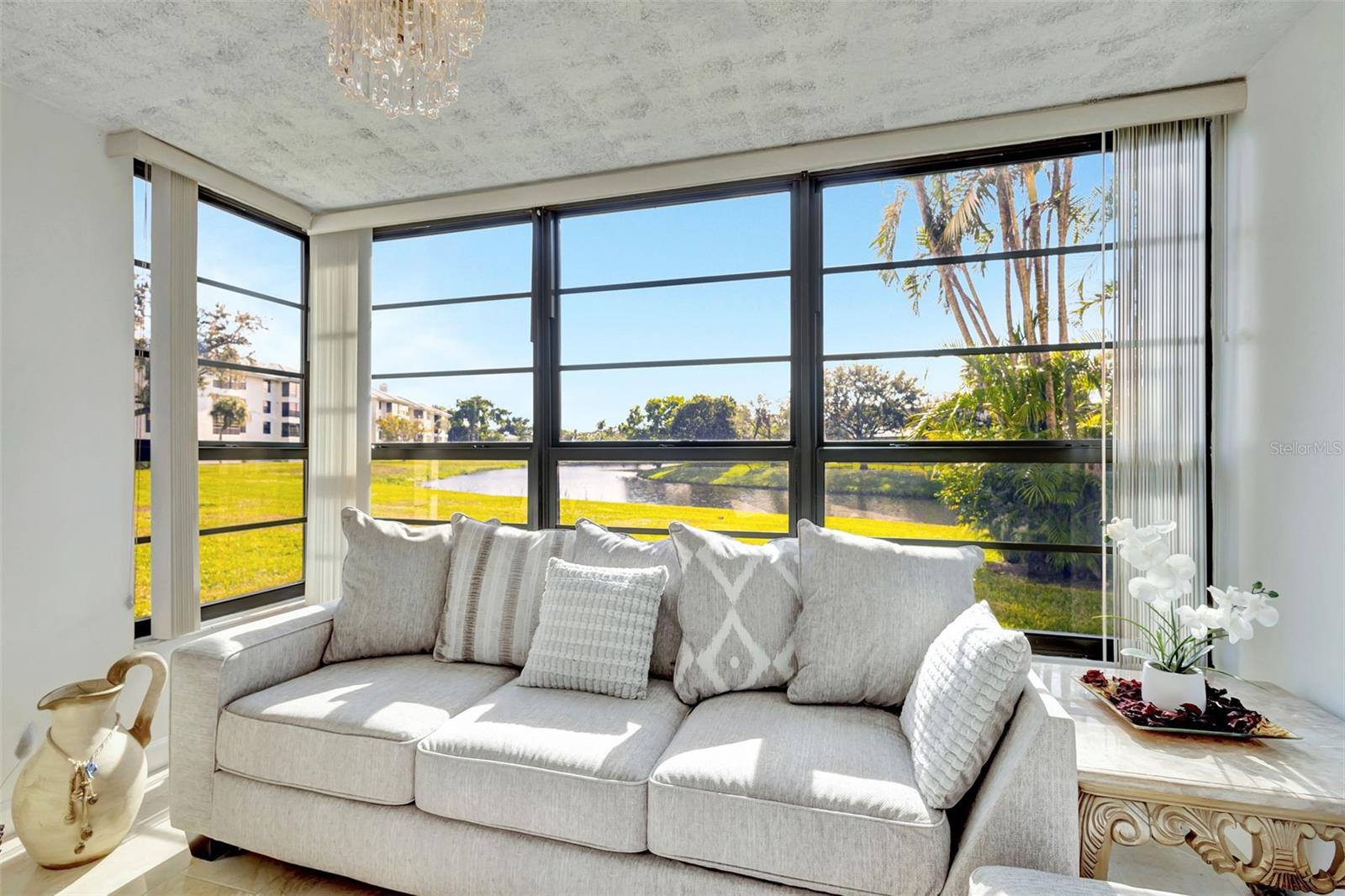 WHITEHALL CONDO 01-14 - Residential