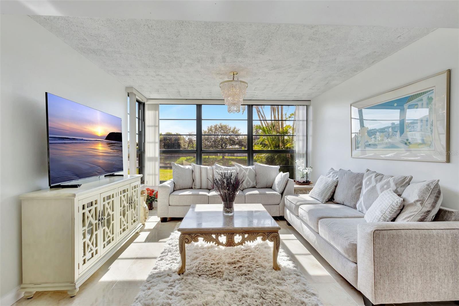 WHITEHALL CONDO 01-14 - Residential