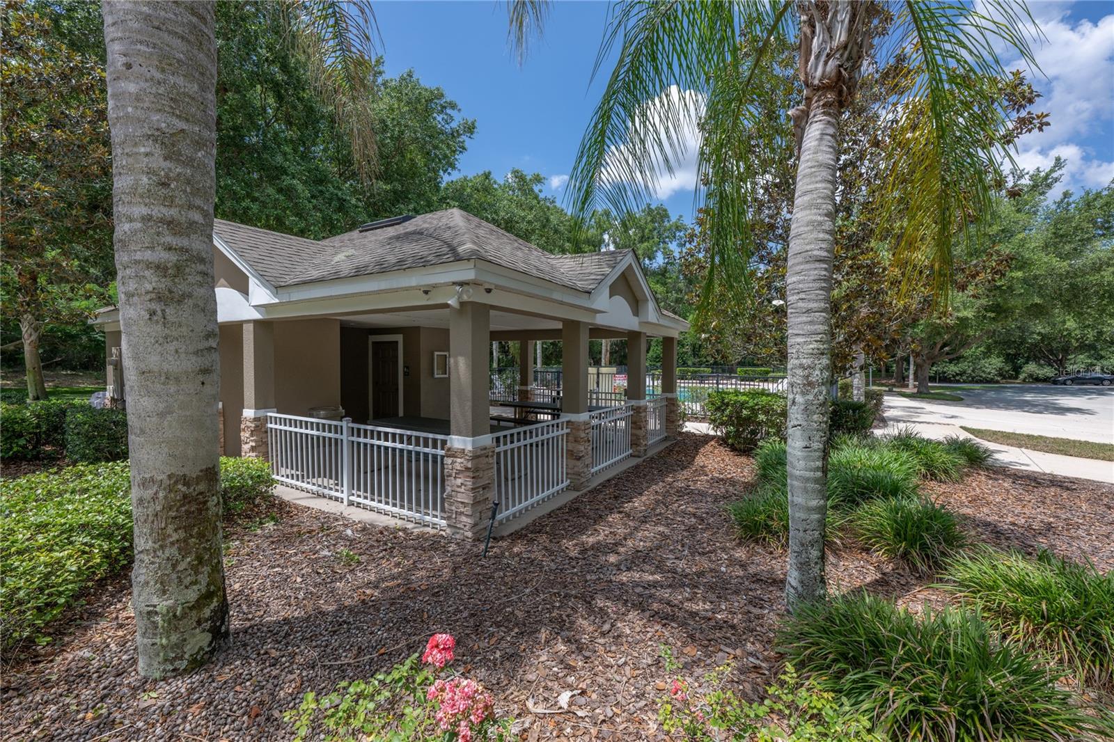 EUSTIS MISTY OAKS - Residential
