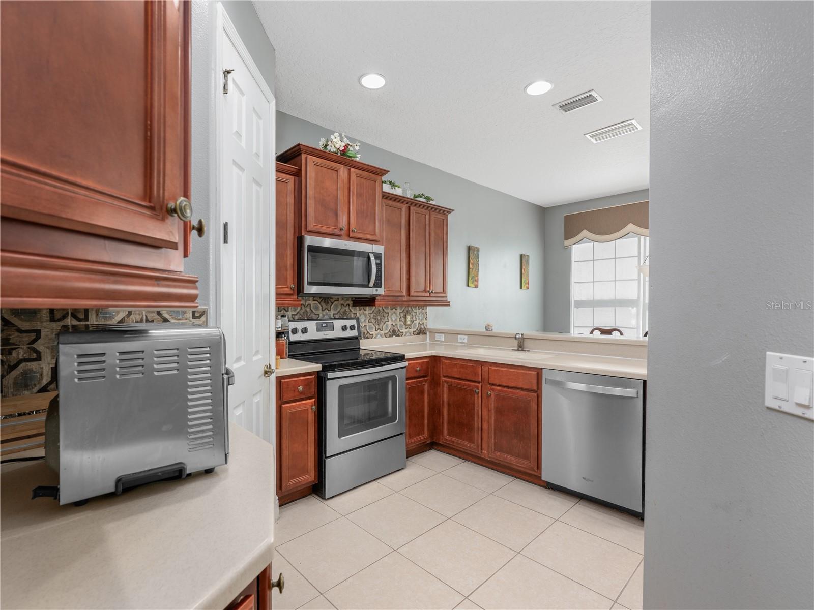 EUSTIS MISTY OAKS - Residential