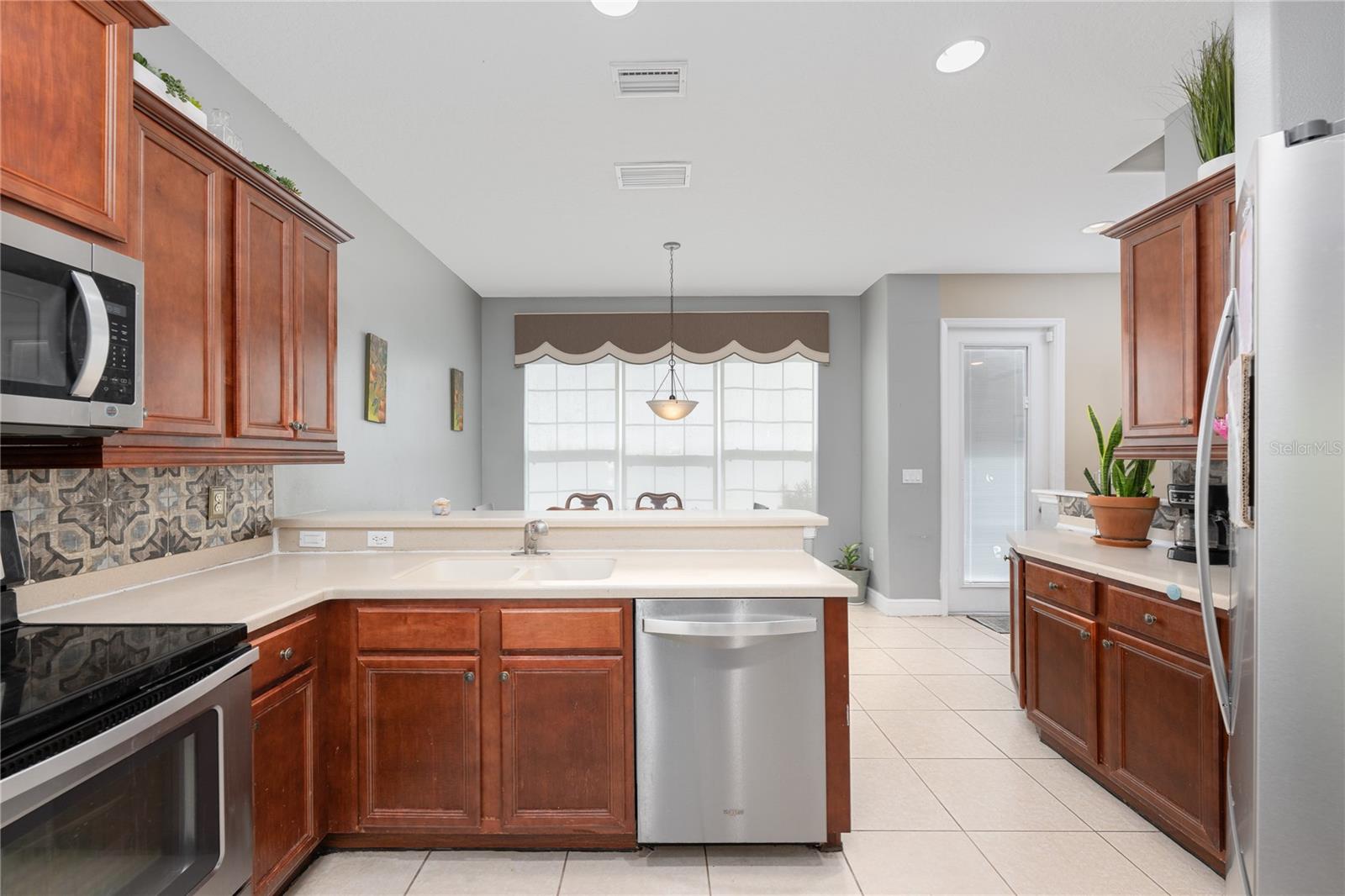 EUSTIS MISTY OAKS - Residential