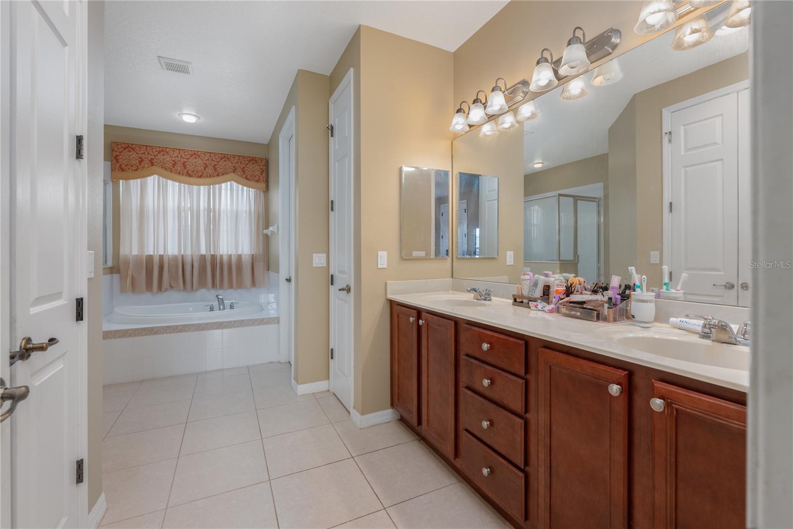 EUSTIS MISTY OAKS - Residential