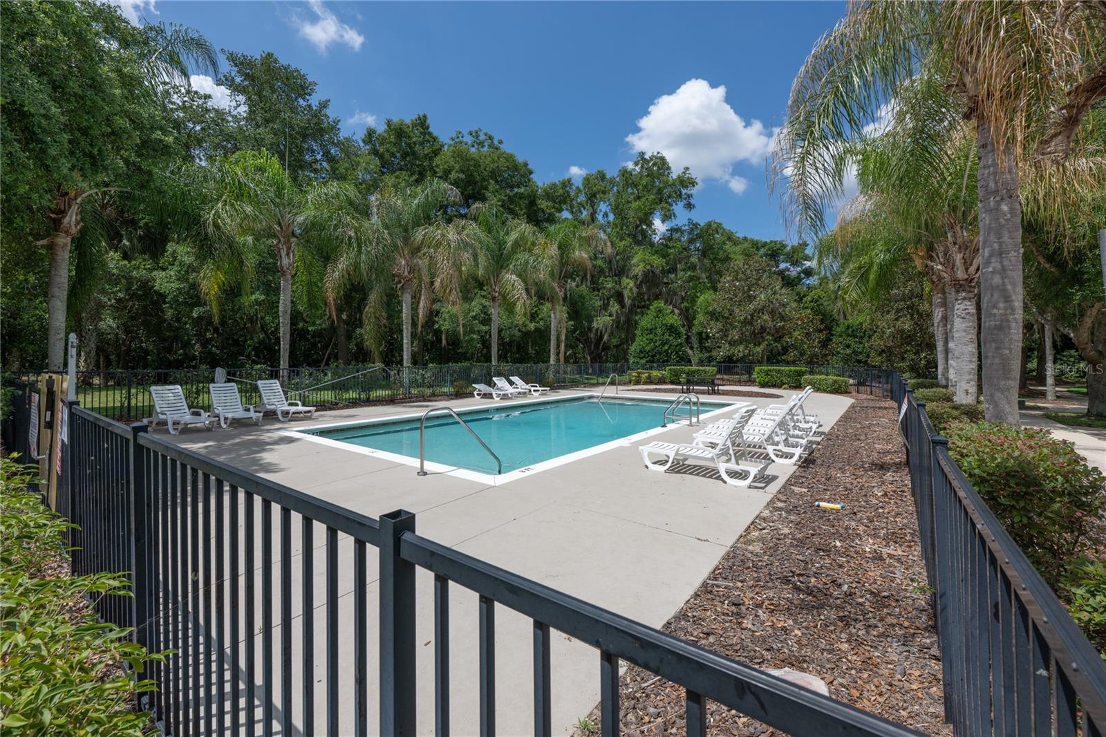 EUSTIS MISTY OAKS - Residential